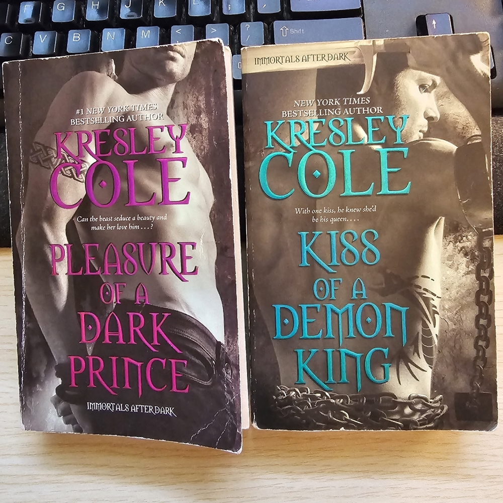 Kresley Cole Immortals After Dark Romance Book Set (2)
